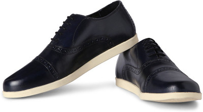 

Van Heusen Corporate Casuals For Men(Black