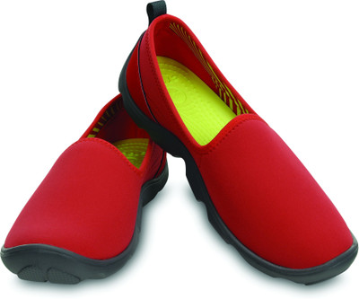 

Crocs Casuals For Women(Red, Black, Flame/charcoal