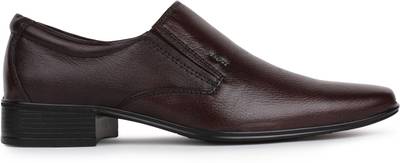 Tufli Wingtip Brown Formal Slip On