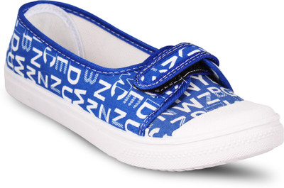 

Navchetan Bellies For Women(Blue