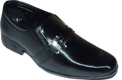 

Moody Boys, Black