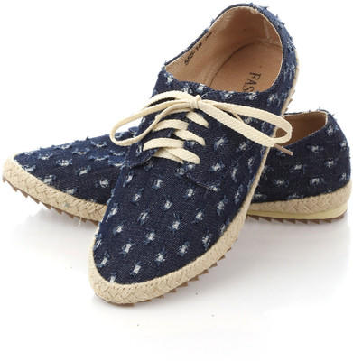 

Fascino Sequinned Glossy Canvas Shoes For Women(Blue