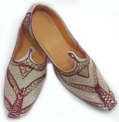 

Rajsahi Mojaris For Men(Tan, Cream