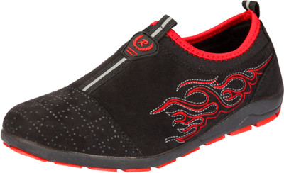 

Womenz Collection Womenz Collection Casuals For Women(Black, Red