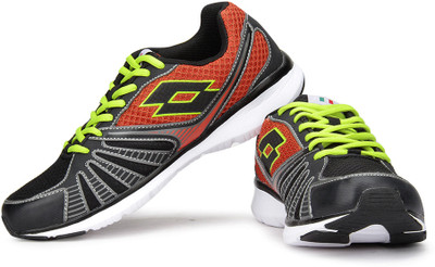 

Lotto Flyzone Running Shoes For Men(Black, Orange), Rum;black