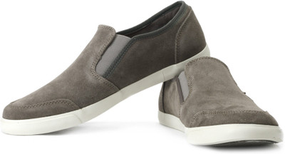 

Clarks Torbay Slipon Loafers For Men(Grey), Dark grey sd