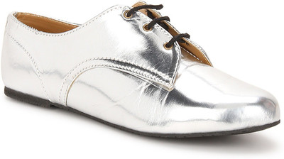 

Chalk Studio Chalk Studio Metallic Silver Casual Shoes Casuals For Women(Silver