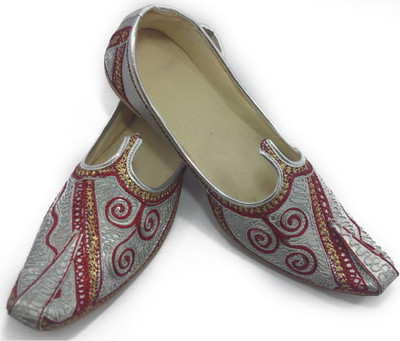 Rajsahi Jutis For Men(Silver