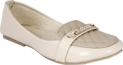 

Aarnato Bellies For Women(Beige, Cream