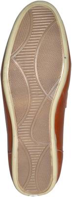 Strive Tan Casual Shoes