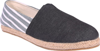 

Live Ur Style LUS-ESPA 62 Loafers For Men(Black