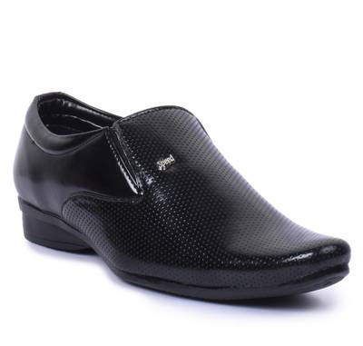 Baaj Slip On