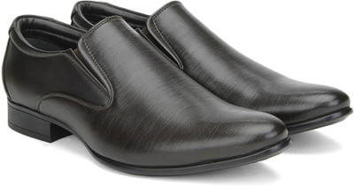 

Bata VIKTOR SLIP ON slip on shoes For Men(Black, Brown
