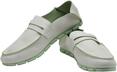 

Vostro Click01 Casual Shoes For Men(White, Vcs0026-white