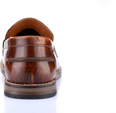 Red Tape Slip On
