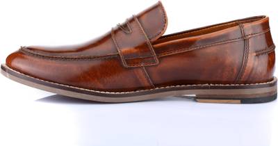 Red Tape Slip On
