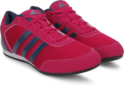 

ADIDAS VITORIA II Training Shoes For Women(Navy, Pink, Unipnk/tecste/tecste