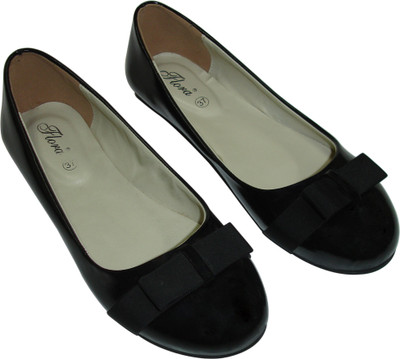 Flora Close Bellies For Women(Black, 01;black