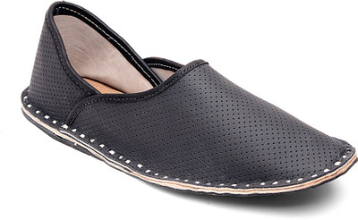 

Paduki Ethnic Footwear Mojaris For Men(Black)
