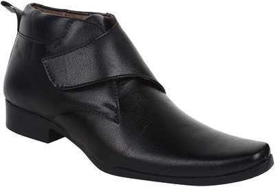 

Guava Slip On For Men(Black, 09;black
