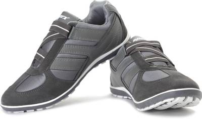 Sparx Sneakers