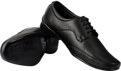 Action Lace Up