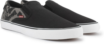 

Levi's FW With 2 horsepull branding Canvas Shoes For Men, Black/brown