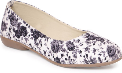 

Chief Escort Casuals For Women(White