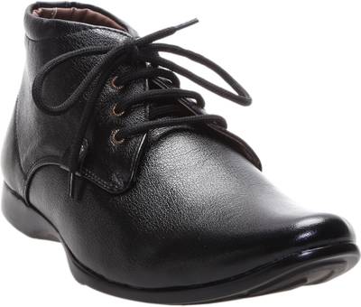 Zappy Lace Up