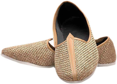 

Pahnawa Mojaris For Men(Gold, Beige