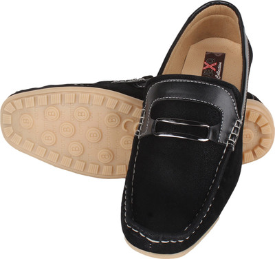 

Nexq Black Loafers For Men(Black)