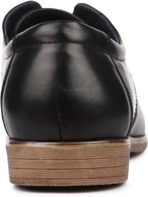 Spunk Lace Up