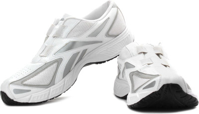 REEBOK Moon Walk II Lp Walking Shoes For Men(Silver, White, Grey), White/silver