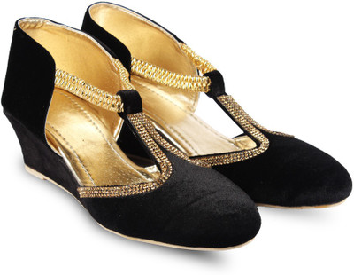 

Anand Archies Bellies For Women(Black