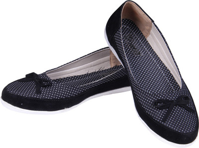 

Goyal Black Polka Print Bellies For Women(Multicolor