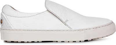 Whitesoul LEATHER SLIP ON RIVET WHITE Slip On Sneakers For Men(White)