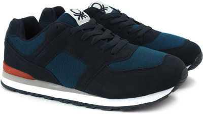 

United Colors of Benetton 16A8YESHFW64I Sneakers For Men(Blue, Black, 902