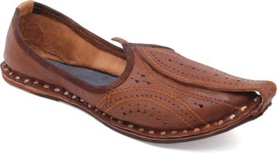 

Paduki Ethnic Footwear Mojaris For Men(Brown
