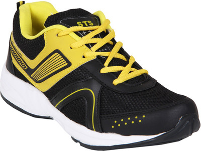 

Shoe Striker Running Shoes For Men(Black, Yellow)