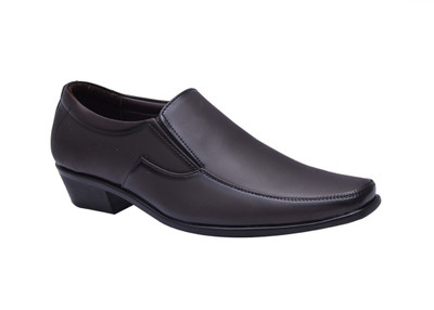 

Fentacia Opulent Slip On Shoes For Men(Brown