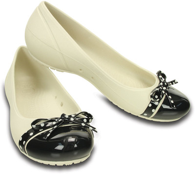 

Crocs Bellies For Women(Black), 201679-16u