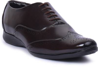 Baaj Lace Up