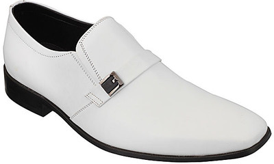 

Metro Da Vinchi Slip On Shoes For Men(White, 16;white