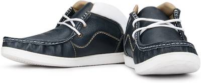 tZaro Mid Ankle Sneakers