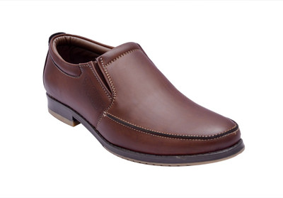 

Prolific Tiger Woods Corporate Casuals For Men(Brown