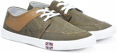 

Boysons smart unbeatable Canvas Shoes For Men(Beige