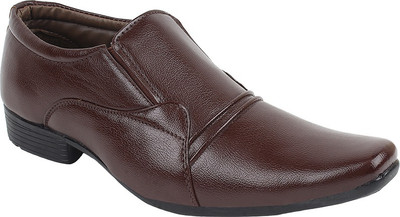 

Guava Slip On For Men(Brown, 02;brown
