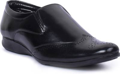 Baaj Slip On