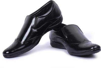 Baaj Slip On