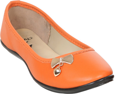 

Stylar Dangling Heart Bellies For Women(Orange